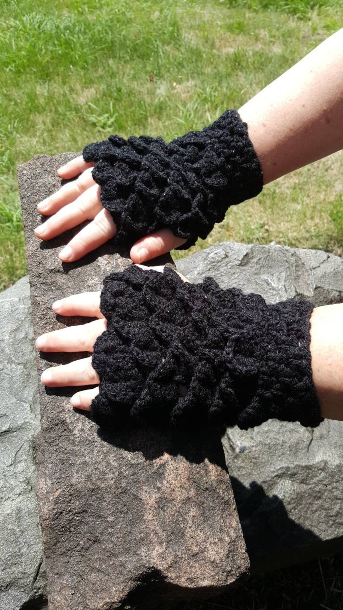 Toothless inspired Dragon scale gloves crochet night fury Etsy