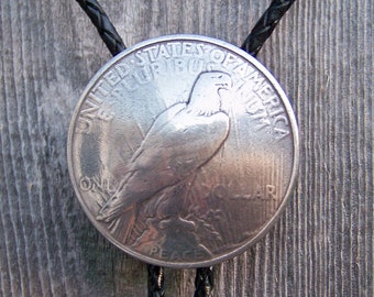 Peace Dollar (Reverse Eagle Side) Bolo Cravatta - Americana - Cordoncino in Pelle Nera - Puntali Finitura Argento