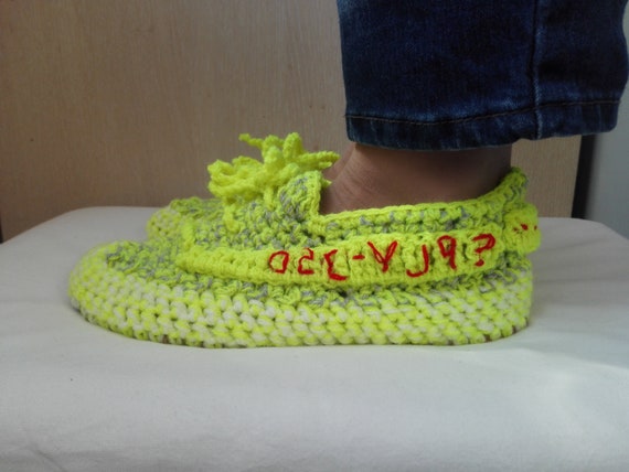 Häkeln Yeezy Slippers, Yeezy Boost 350 V 2, Semi Frozen Yellow Yeezy, Yeezy Boost 350 V2 Zebra, Woman Yeezy, Neon Yellow Yeezy Häkeln Yeezy Slippers, Yeezy Boost 350 V 2, Semi Frozen Yellow Yeezy, Yeezy Boost 350 V2 Zebra, Woman Yeezy, Neon Yellow Yeezy