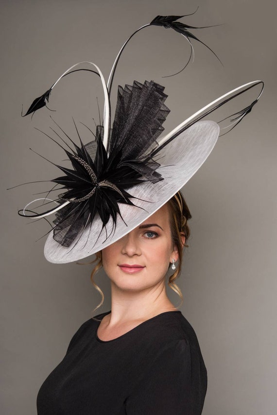 CAROLINA WOMENS HAT White And Black Gold Coast Couture, 46% OFF