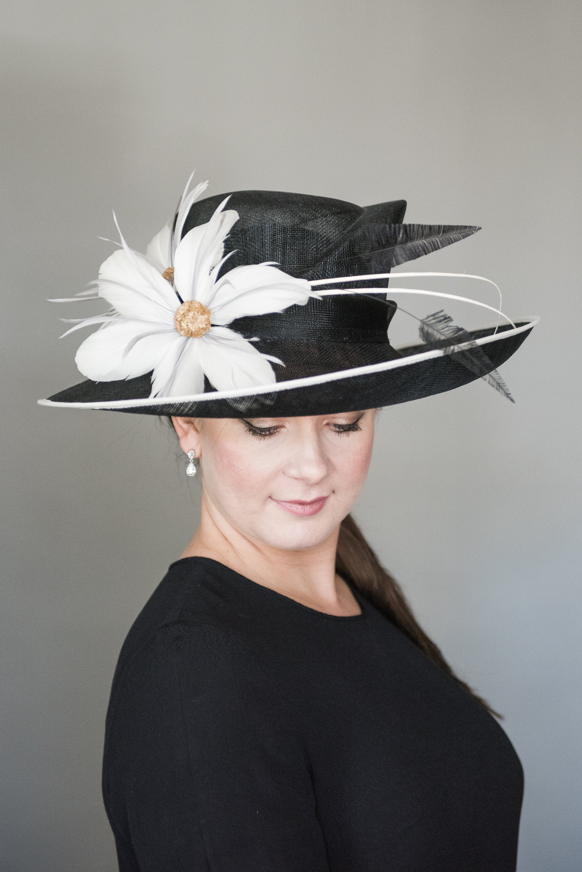 occasion hat hire