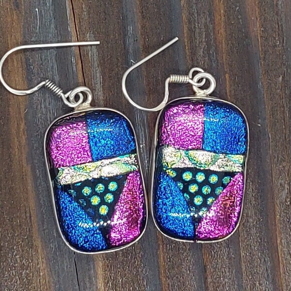 Living Glass, Vibrant, Shimmering, Dichroic faerie Glass, Drop/ Dangle Earrings, Sterling Silver 925, Cabochon, Size 2.8cm x 1.9cm, Handmade