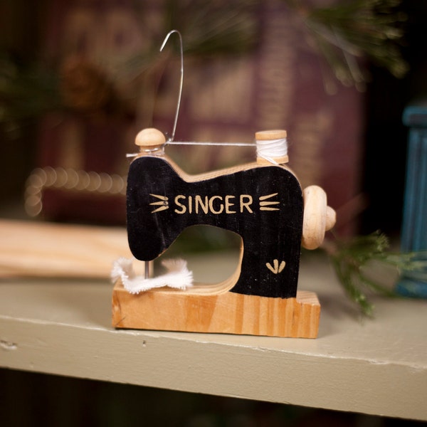 Sewing Machine Singer  Nostalgic ornament or shelf sitter