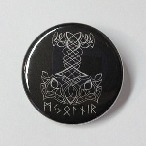 Pinback Button - Mjölnir Knotwork