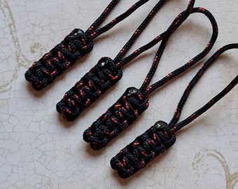 Paracord Mini Lanyard - Black/Red Tracer