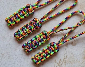 Paracord Mini Lanyard - Rainbow (UV Reactive)