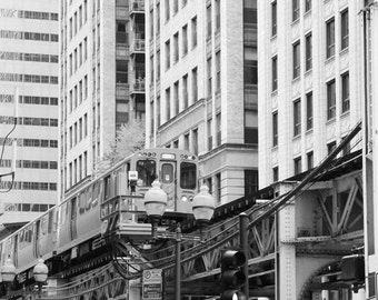 VERTICAL Chicago L train, Chicago CTA print, black and white Chicago poster, Chicago El picture, photo wall art 8x10 11x17 16x16 18x24 20x30