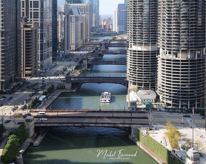 Chicago River wall art, Chicago photo, bridges and boat, city photography, large Illinois wall art, Chicago wall decor, 5x7 8x10 24x36 40x60