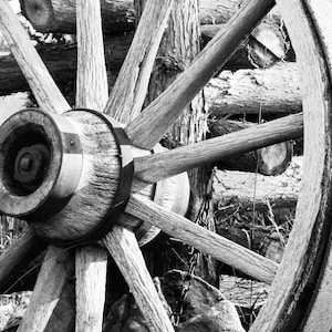 Wagon Wheel photo print, black and white photography art, old rustic picture, paper, canvas, country wall decor 8x10 11x14 12x18 16x20 20x30