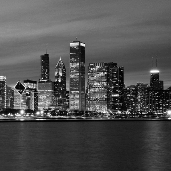 Chicago Skyline photo, paper or canvas print, black and white photography art, large wall decor, city panorama picture, 5x7 8x12 to 32x48"