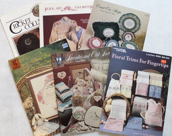 Counted Cross Stitch Patterns / Books / Leaflets - Floral Trims for Towels - Lavendar and Old Lace - Count on Hoops - Cricket Collection