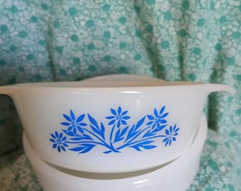 2 Small 12 ounce Milk Glass Dishes Fire King Anchor Hocking 60s 70s