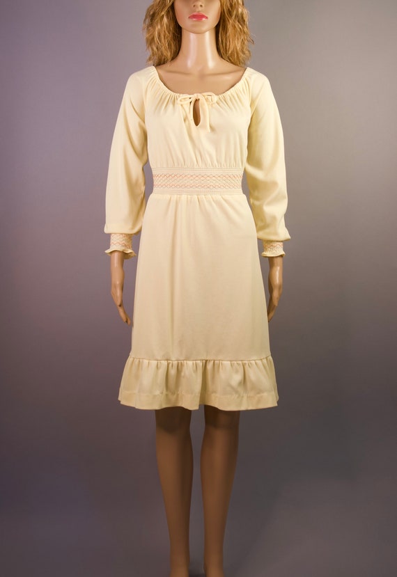 Vintage: Yellow Smocked Dress