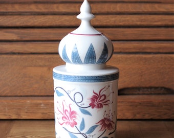 Scatola metallica in porcellana Royal Pavilion, coperchio a cupola, erba blu con motivi floreali, collezione natalizia Elizabeth Arden 1978 Vanity Container