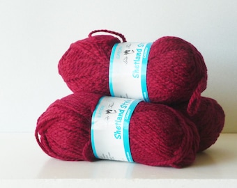 Filato grosso stile vintage Shetland Acrilico e misto lana Lotto di 3 - 50 grammi o 1,76 once. Matasse Borgogna #4961 Filato Eaton Lady Fair Yarn