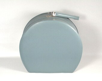 Vintage Blue Hatbox with Zipper, Round Travel Vanity Case, 1960s Blue Vinyl Train Case, Vintage Luggage