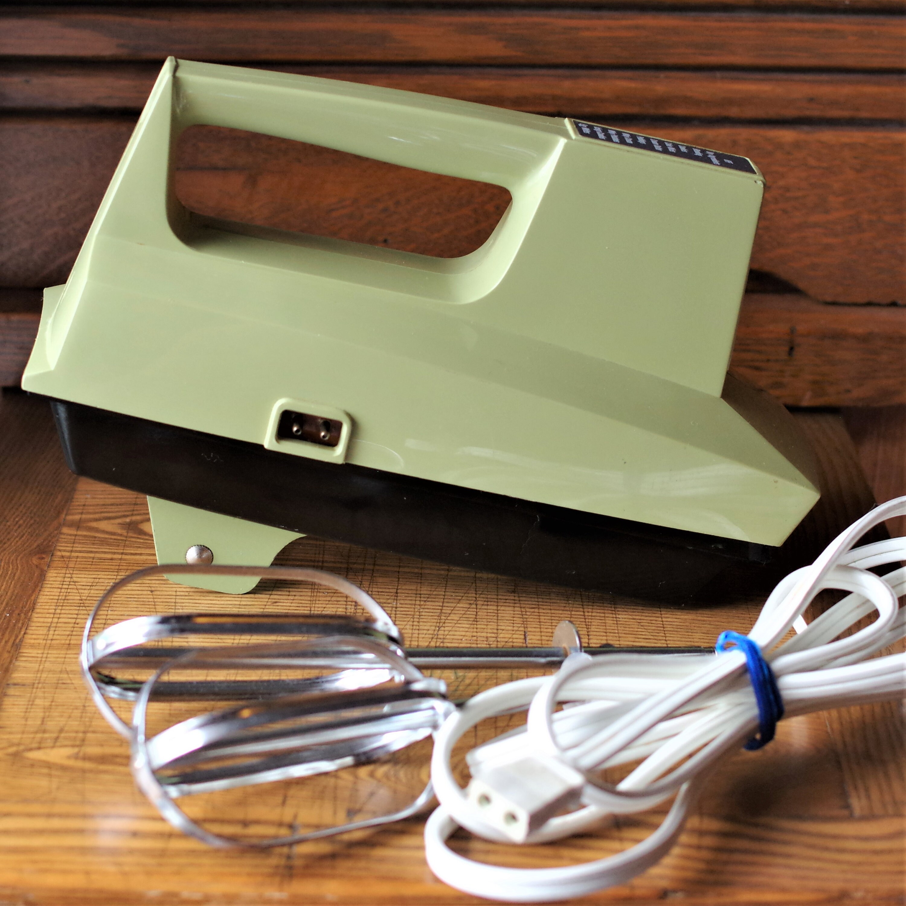 Vintage Viking Hand Mixer Avocado Green Working Electric Hand Mixer
