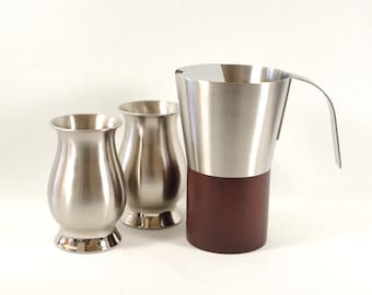 Stainless Steel Pitcher with 2 Tumblers, Faux Wood and Metal Water Jug, Carafe Retro Kitchen