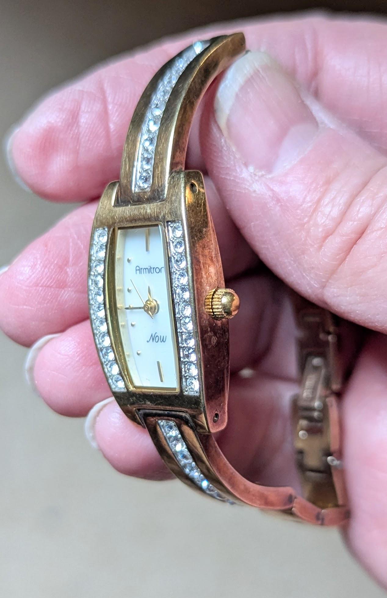 Vintage Armitron Golden Hidden Watch Face watch Bracelet Vintage5468™ | Gold | Vintage Gold-Tone Watch | Diamond  main image 4