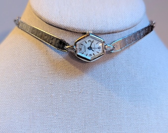 Vintage Sundial Watch Choker: Silver Tone Hexagon Necklace