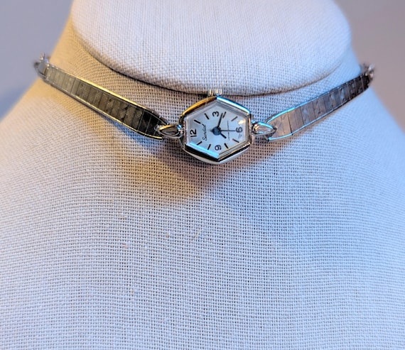 Vintage Sundial Watch Choker: Silver Tone Hexagon Necklace