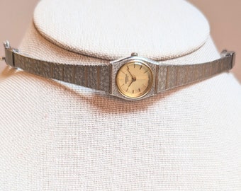 Caravelle brushed silver & gold 2 tone etched round face quartz upcycled choker necklace steampunk wimsigoth boho wedding anniversary unique