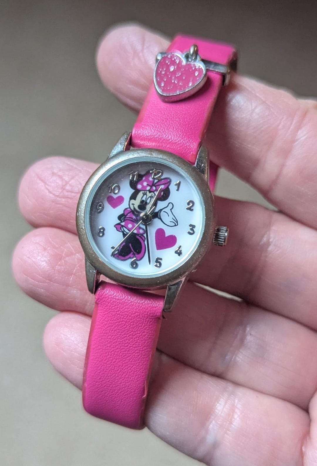 DISNEY MINNIE MOUSE WATCH WITH PINK LEATHER & SILVER METAL HEARTS BAND Minnie Mouse Time Teacher Watch: Kids - Ewatch factory main image 4