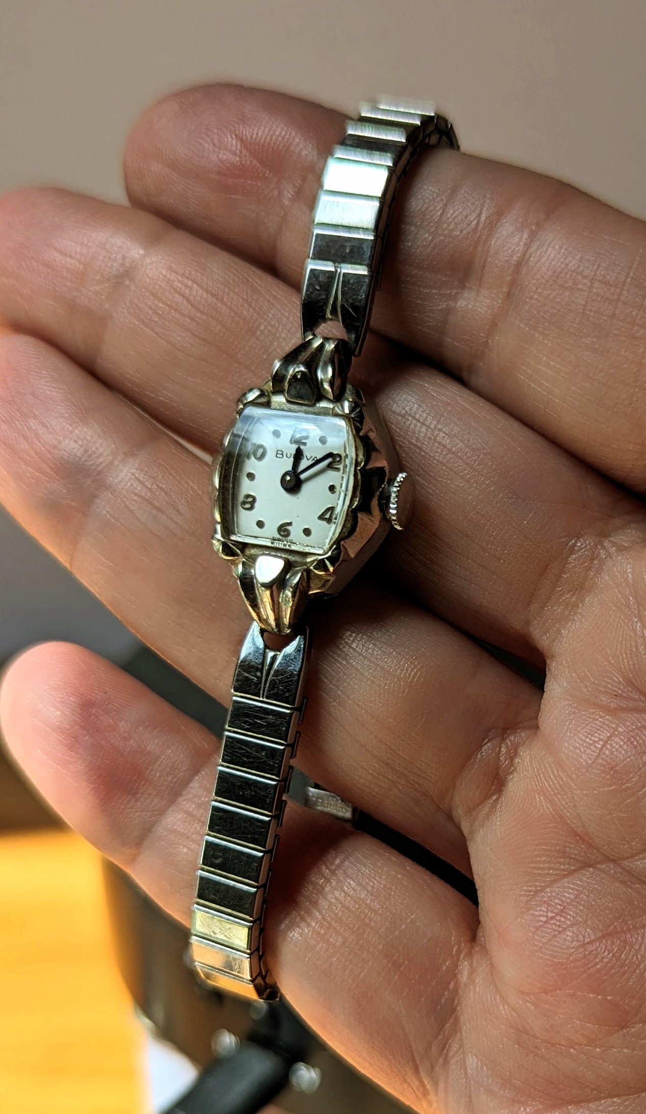 Bulova ladies vintage watch outlet