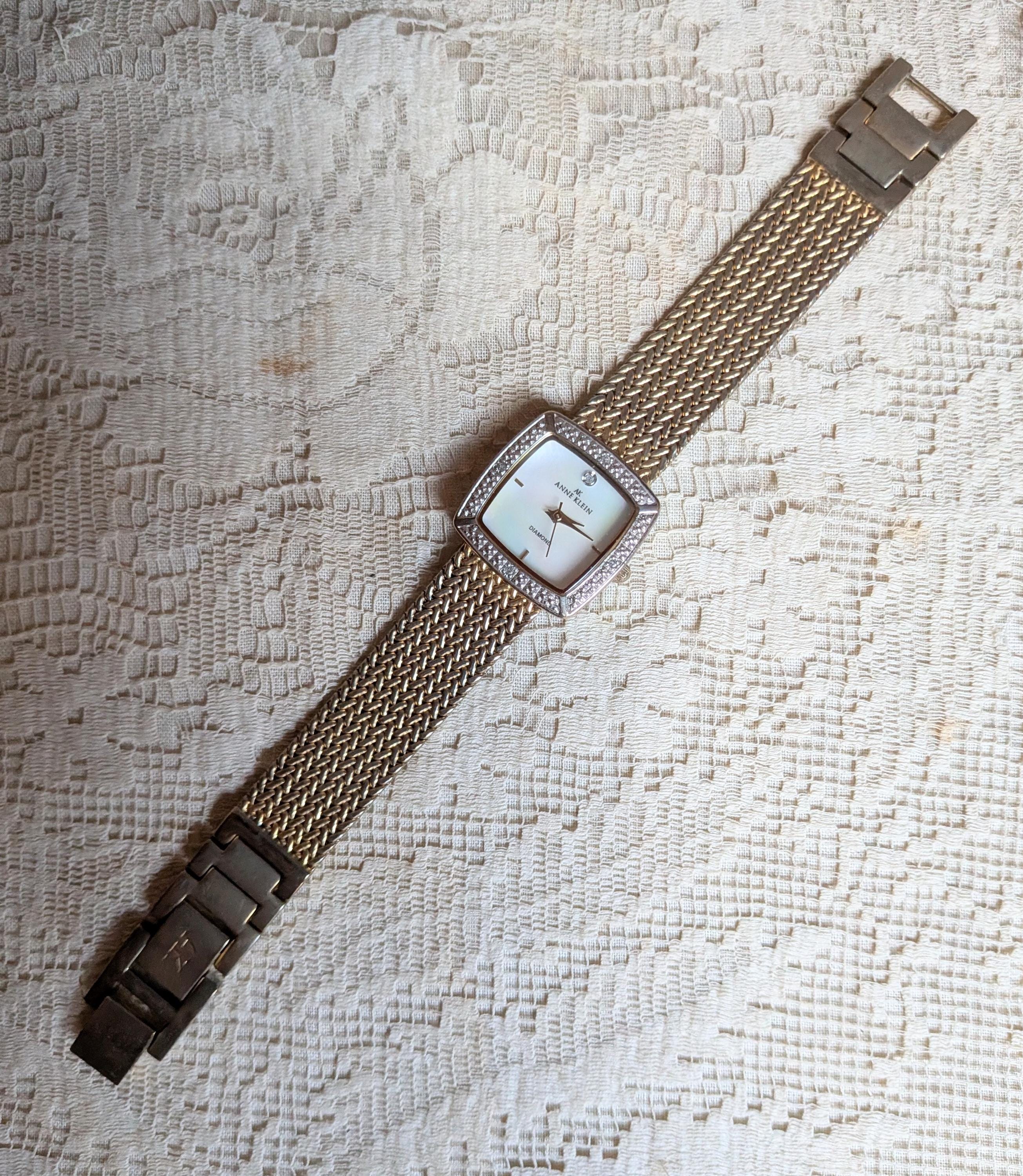 Working Vintage Anne Klein Diamond Gold Tone Watch Woven  display picture 1