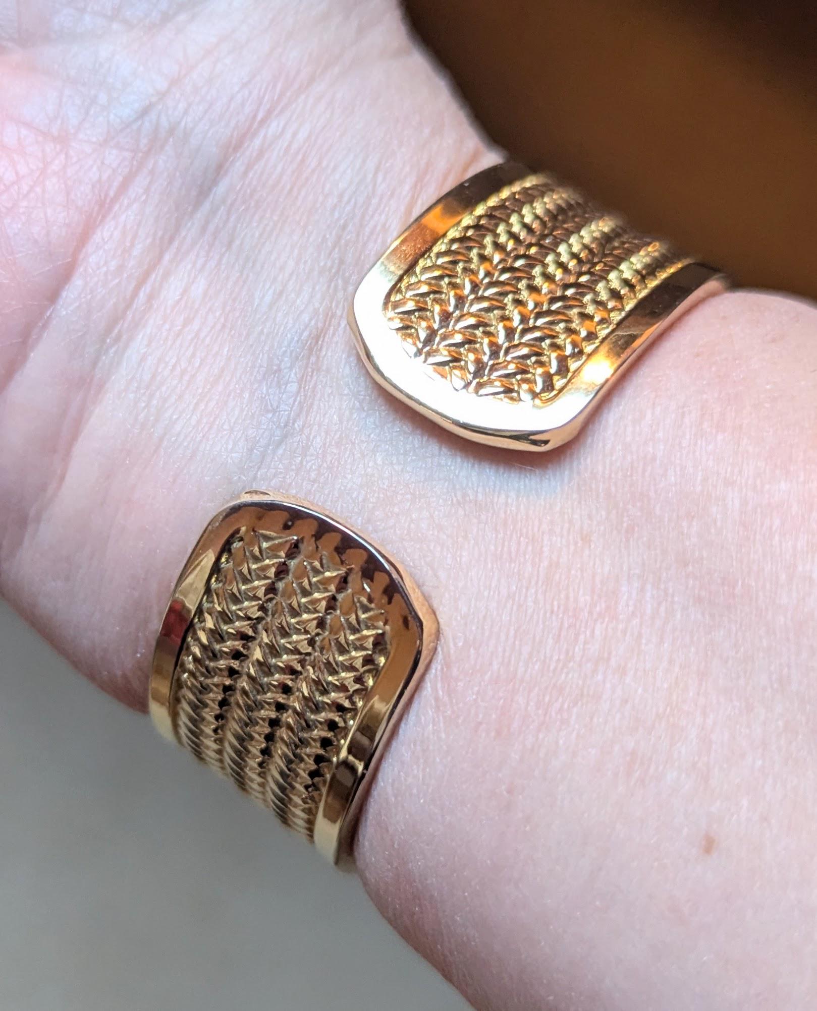 Vintage Gold Tone Cuff Watch Bracelet: Braided Rope Detail  display picture 2