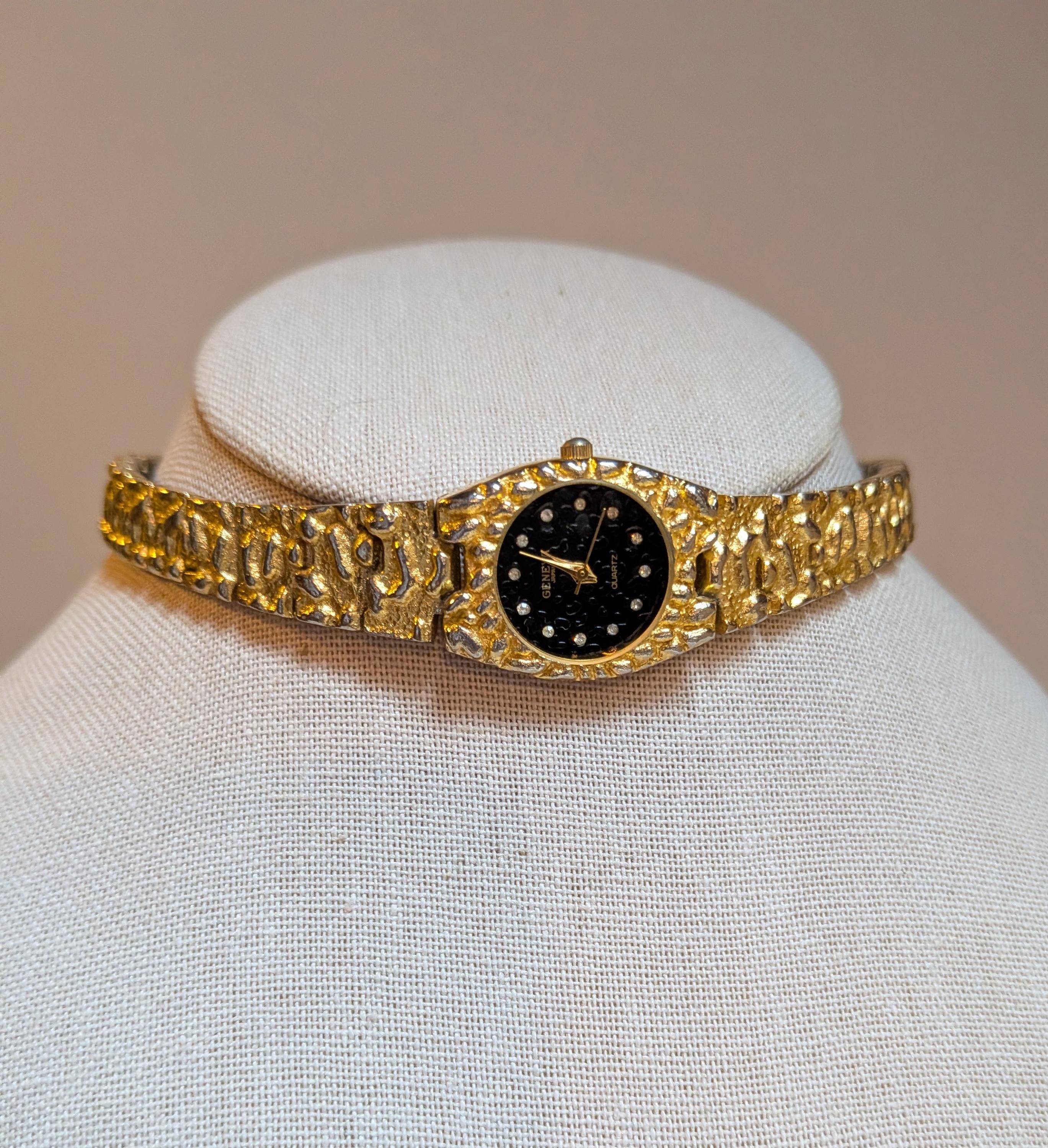 Hampden Women Quartz Goldtone Nugget Bracelet Watch Japan Movt New Battery Black Geneva Gold or Silver Finish Black, Blue, White, Silver Dial  main image 4