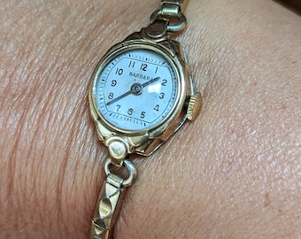 Working Vintage Barbara Yellow Gold Tone 17 jewel Ladies Watch w 10K GF Vintage Band Steampunk Fits 5.5-6.25"