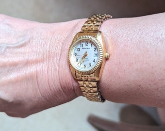 Working Vintage Fairfax 10k RGP Yellow Gold Ladies Watch  display picture 1