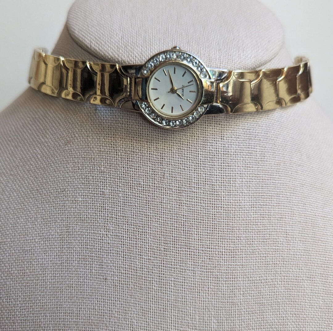 Vintage Unmarked Working Gold Tone Quartz Watch Choker Wide Band