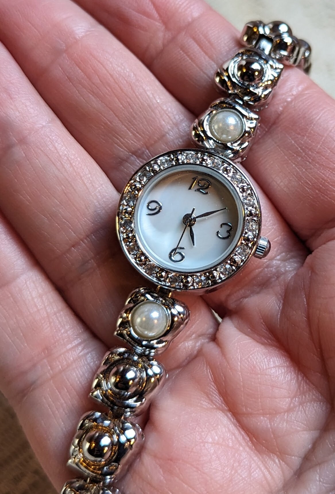 Vintage Working Unmarked Silver Tone Watch Choker With Crystals