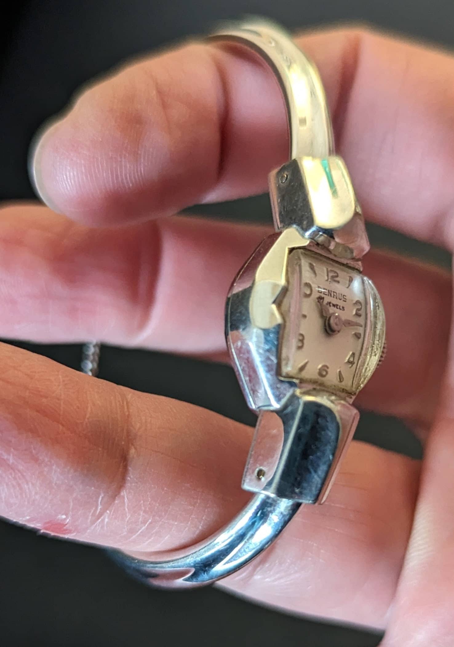 Working Vintage Benrus White Gold Ladies Watch 10k Gold  display picture 1