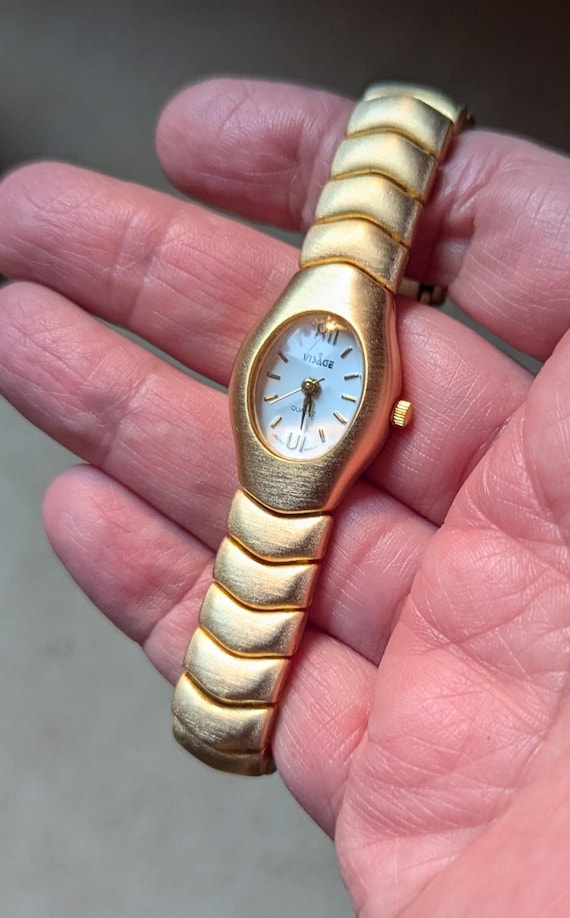 Vintage Working Visage Brushed Gold Tone Oval Qtz Watch  display picture 1
