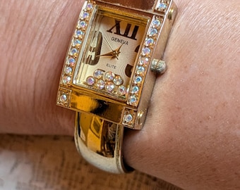 Orologio vintage Geneva color oro con polsino e cristalli galleggianti - Funzionante