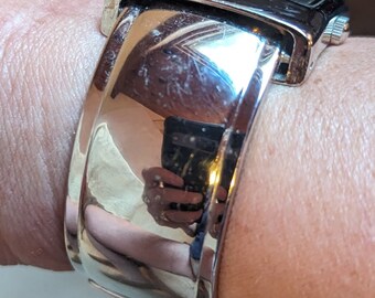 Working Vintage Sevil Silver Tone Modern Contemporary Cuff 