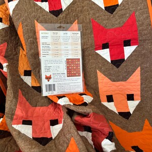Fancy Fox Quilt Pattern by Elizabeth Hartman - Etsy