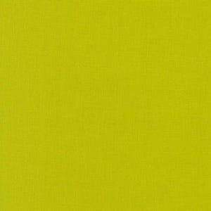 Peapod #414, Kona Cotton from Robert Kaufman - Solid Green Fabric Quilting Fabric