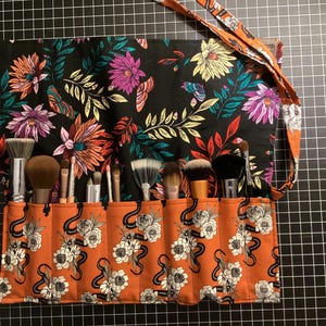 makeup brush roll, paint brush roll, travel brush roll, makeup organizer, paint brush rollup, art storage, paint brush organizer