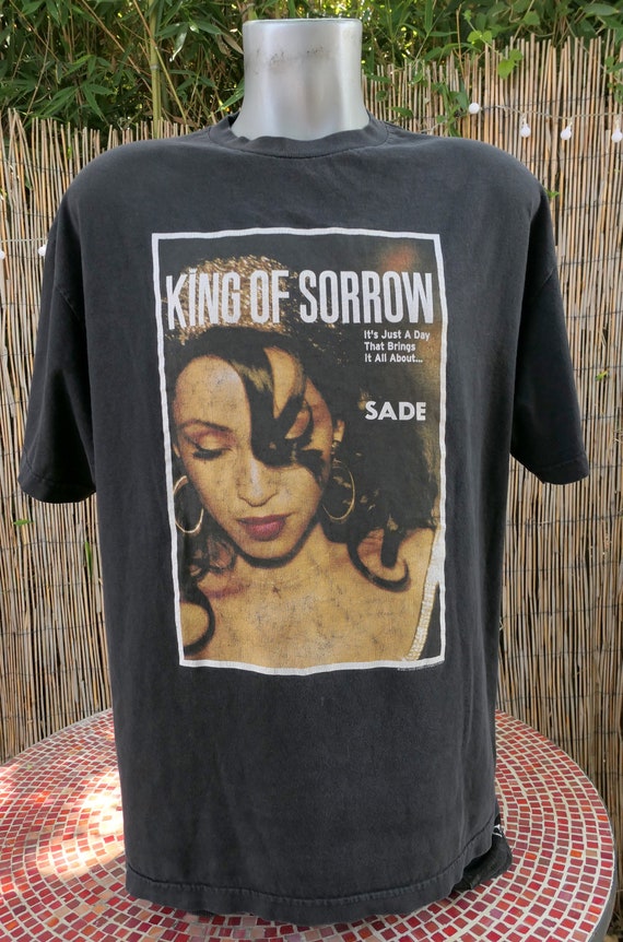 Vintage 2001 SADE King Of Sorrow T Shirt XL With A