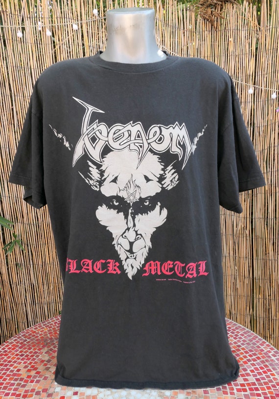 90's Vintage 1996 VENOM Black Metal T Shirt XL With Delta 90's Vintage 1996 VENOM Black Metal T Shirt XL With Delta