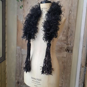 Vintage early 1900s Black Ostrich Feather Boa Silk Tassels – Flapper, Burlesque