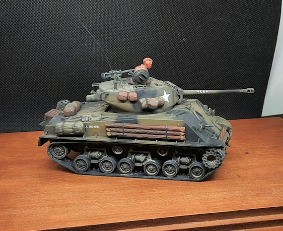 1/56 塗装済みボルトアクション M4A3E8 シャーマン「フューリー