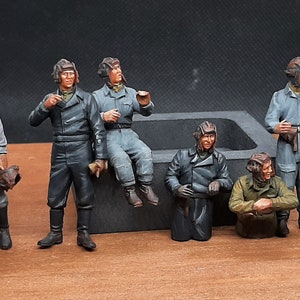 Bemalte Miniaturen - 1/35 Russische Panzerbesatzung WW2 bemalt (7)