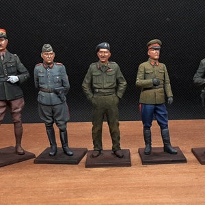 Painted Miniatures - WWII Famous Generals, 5 Figures Scale 1/35