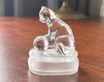 Vintage Avon Lead Crystal Glass Kitty Figurine