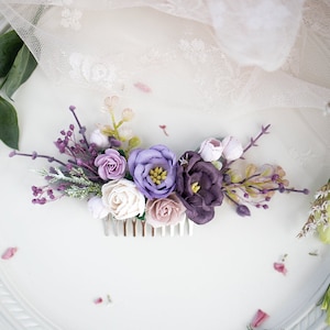 Bridal Hair Comb with Flowers, Eucalyptus and Ruscus, Boho Wedding Headpiece Bridesmaid Hair Flowers with Roses and greenery in blush, lilac